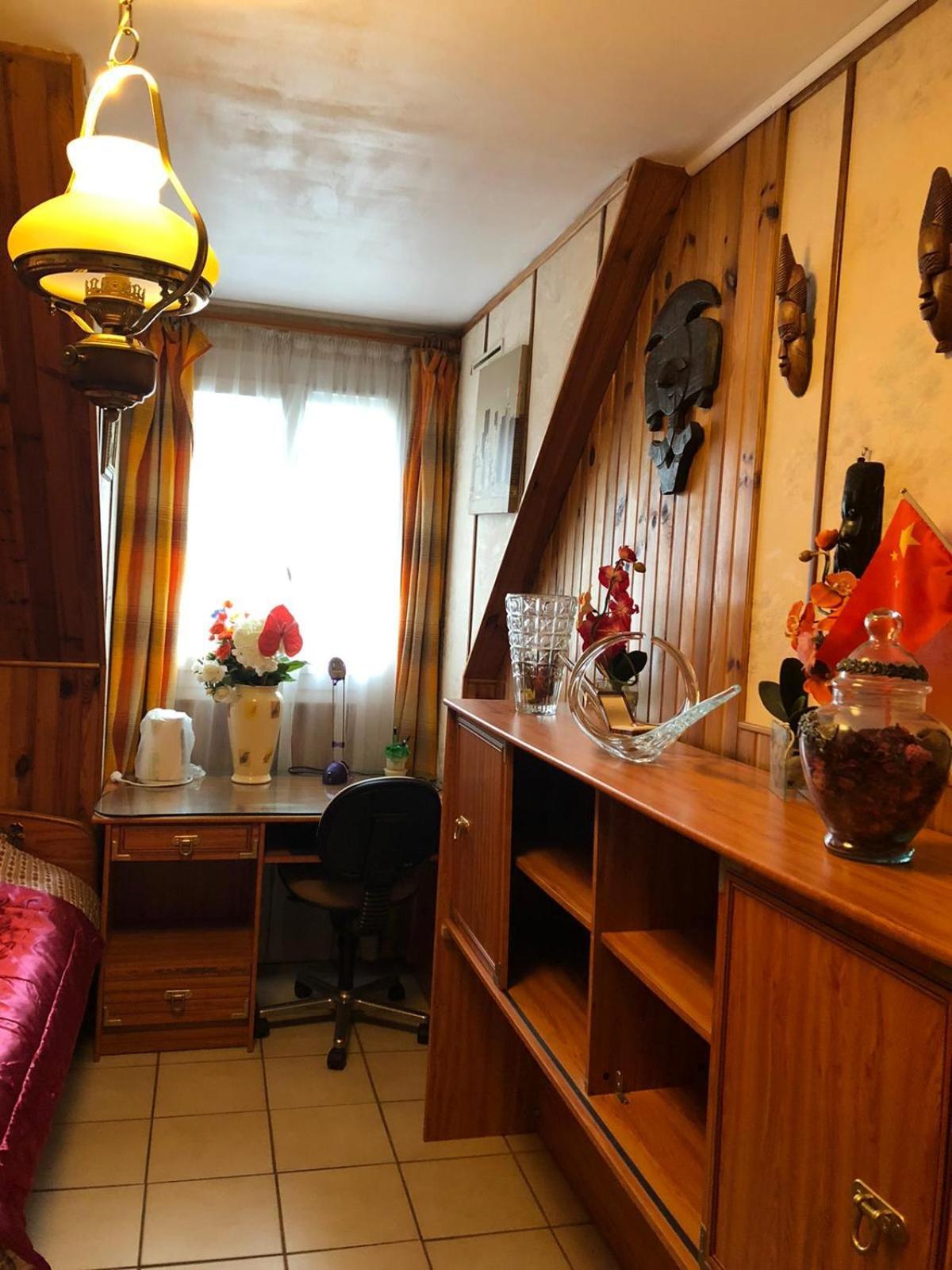 Yufan Apartment La Ville-du-Bois Bagian luar foto